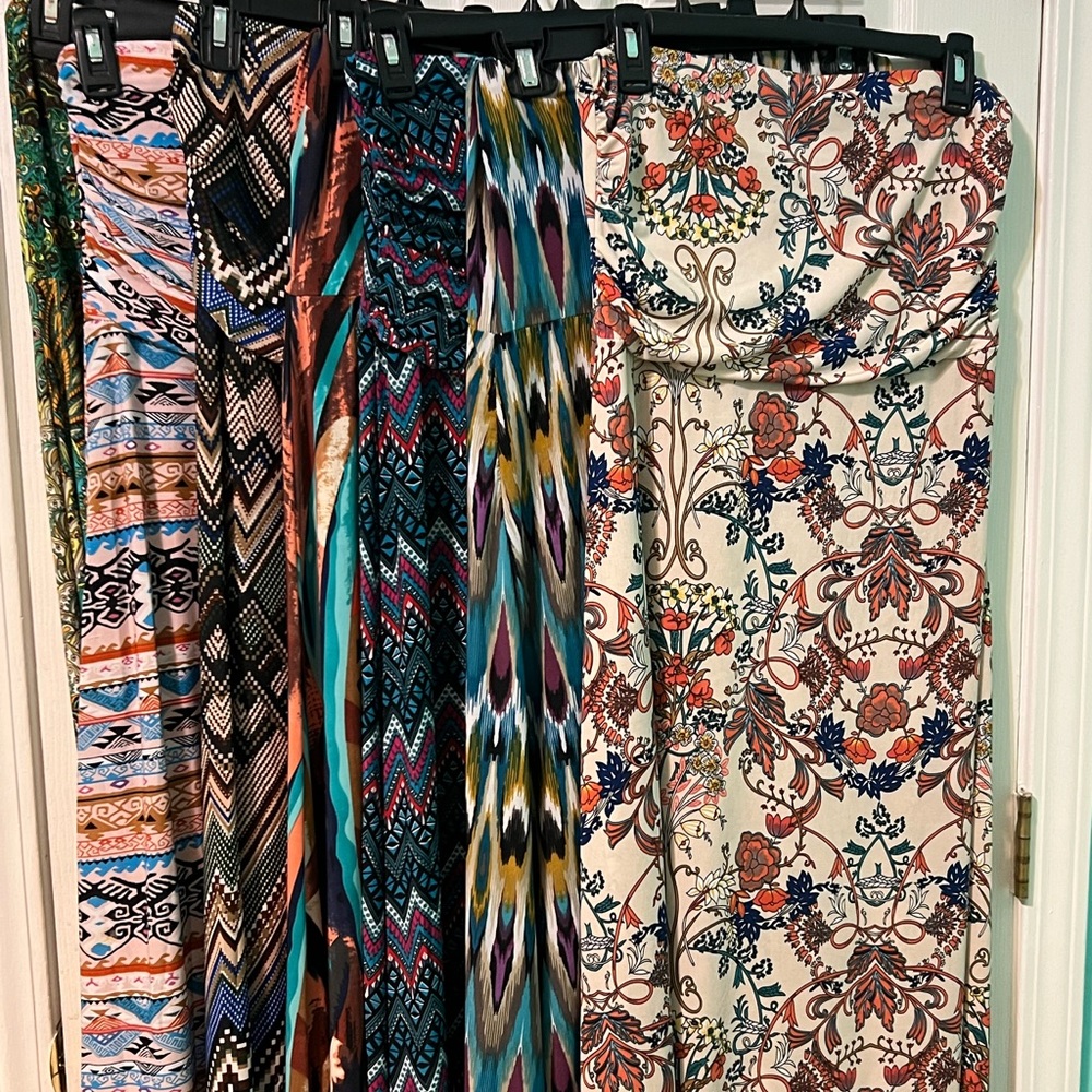 7 Beautiful dresses medium or small sized